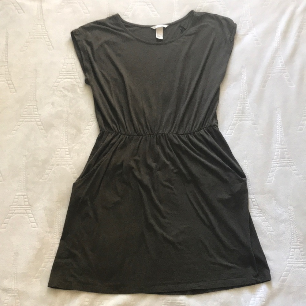H&M Olive dress with pockets